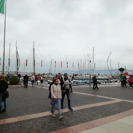 Via Marconi Apartman Bardolino